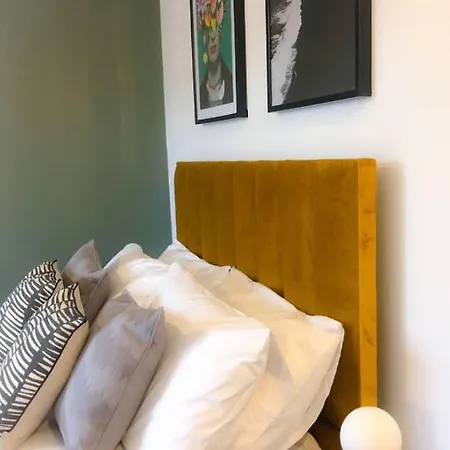 Stylish 2 Bedroom With Free Parking شقة بريستول